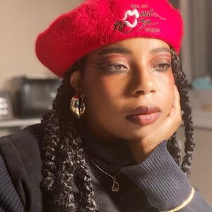 Meet your Posher, Adama